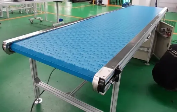 Hệ Thống Băng Tải Xích Nhựa – Inox Chuẩn Kỹ Thuật, Phù Hợp Môi Trường Sản Xuất Khắt Khe