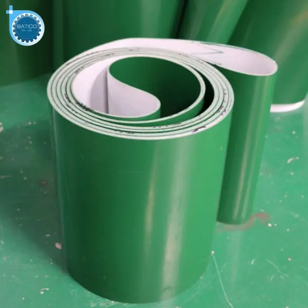 Băng tải PVC m&agrave;u xanh chất lượng ph&ugrave; hợp nhiều d&acirc;y chuyền sản xuất