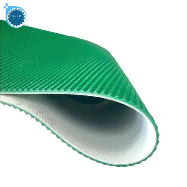 Băng tải PVC nhiều lớp bố bền chắc, ph&ugrave; hợp với d&acirc;y chuyền c&ocirc;ng nghiệp