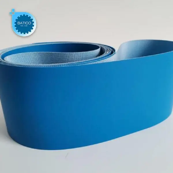Băng tải PU chống dầu được thiết kế chuy&ecirc;n biệt cho c&aacute;c m&ocirc;i trường sản xuất thường xuy&ecirc;n tiếp x&uacute;c với dầu mỡ v&agrave; chất b&eacute;o